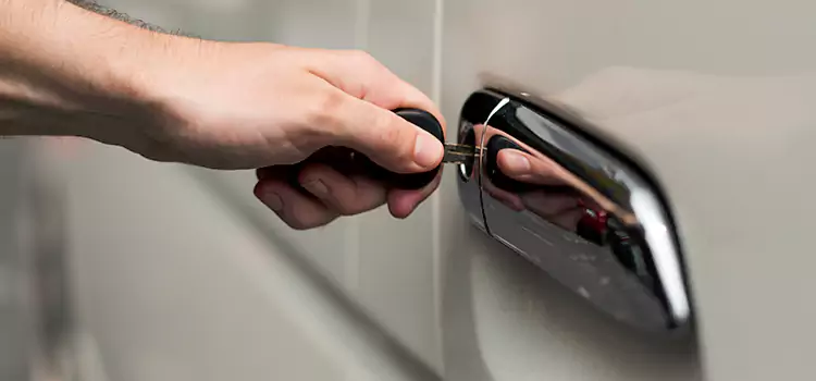Why Choose Our Auto Locksmith Team in Westchase, FL?