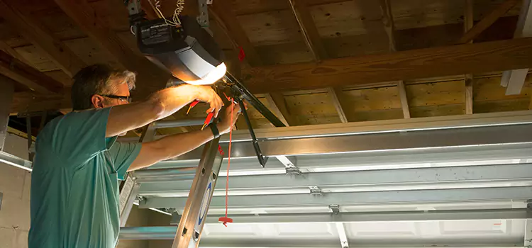 Garage Door Opener Sales and Installation Westchase